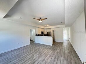 440 Dora Ave in Tavares, FL - Building Photo - Building Photo