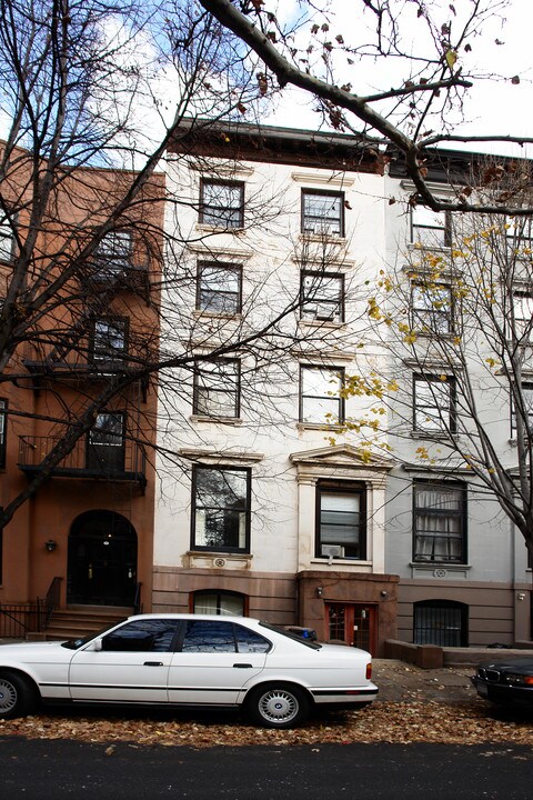 105 Joralemon St in Brooklyn, NY - Building Photo