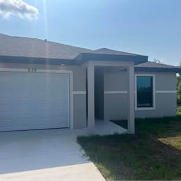 839 Bedford Dr