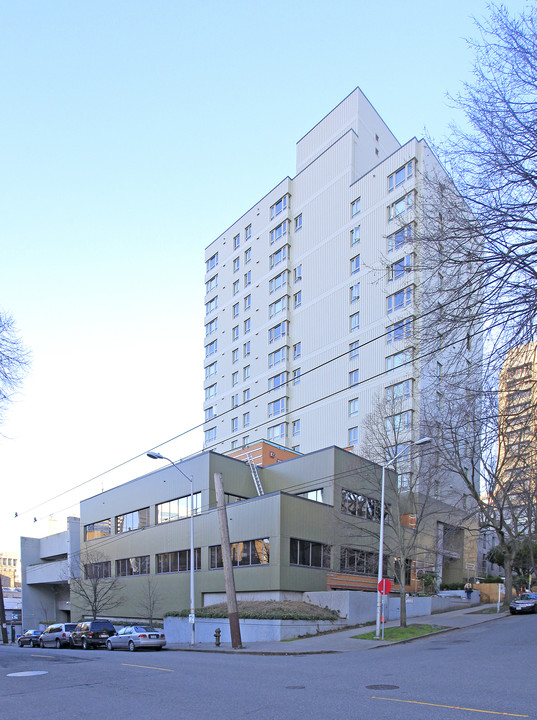 Chancery Place Apartments in Seattle, WA - Building Photo