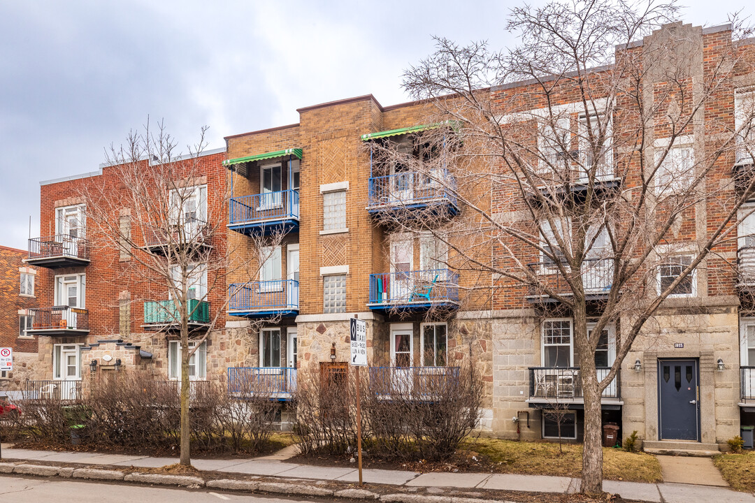 1885 Saint-Joseph Boul E in Montréal, QC - Building Photo