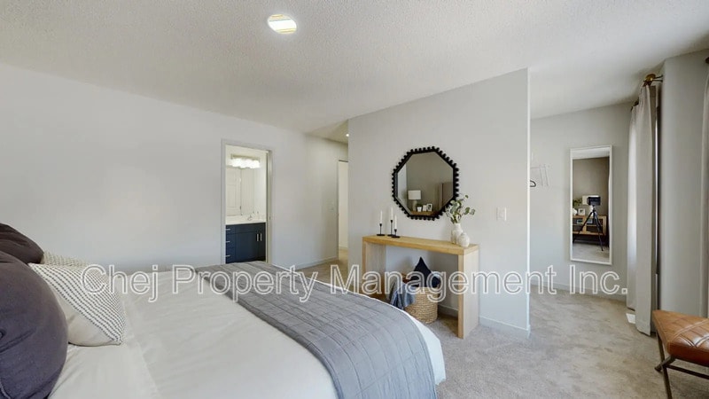2404-2193 193 St NW in Edmonton, AB - Building Photo