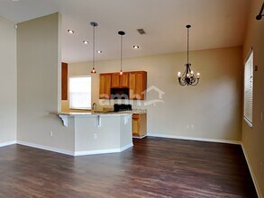12016 Tasha Ct in New Port Richey, FL - Foto de edificio - Building Photo