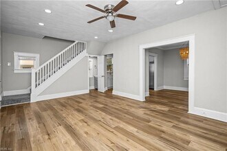 229 Woodview Ave in Norfolk, VA - Building Photo - Building Photo