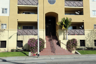 San Marco Apartments in Santa Ana, CA - Building Photo - Building Photo