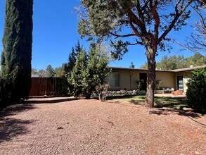 15 Last Wagon Cir in Sedona, AZ - Building Photo - Building Photo