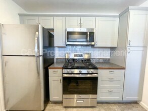 1190 Luxton St in Seaside, CA - Building Photo - Building Photo
