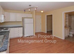 260 Shawville Way SE in Calgary, AB - Building Photo - Building Photo