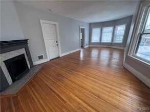 407 Potomac Ave in Buffalo, NY - Building Photo - Building Photo