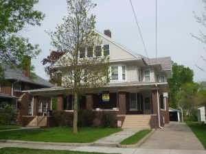 991-997 N Broad St in Galesburg, IL - Foto de edificio