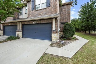 2245 Caniesto St in Plano, TX - Building Photo