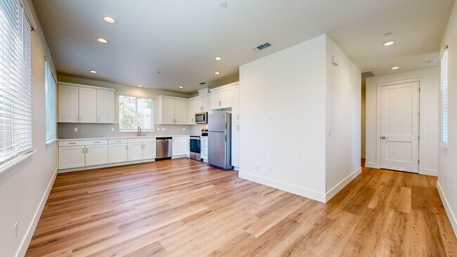 4740 Ima Ln-Unit -4740 Ima Lane in Santa Rosa, CA - Building Photo - Building Photo