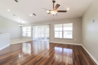 30000 Pga Dr in Sorrento, FL - Building Photo - Building Photo