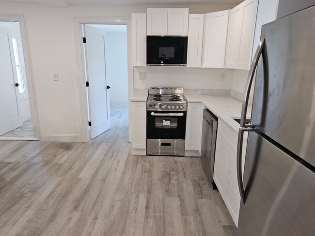 16 Adams St in Boston, MA - Building Photo - Building Photo