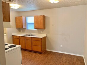 1502 82nd St in Lubbock, TX - Building Photo - Building Photo