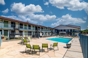 The Milo Apartments in Dallas, TX - Building Photo