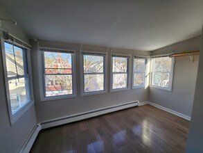 33 Shannon St, Unit #3 in Boston, MA - Building Photo - Building Photo