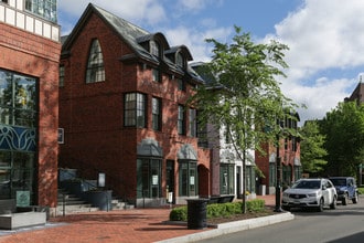 Bedford Square in Westport, CT - Building Photo - Building Photo