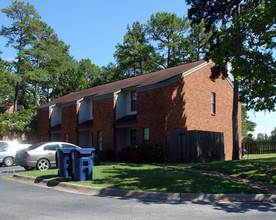 Pine Forest Apartments in Maumelle, AR - Building Photo - Building Photo