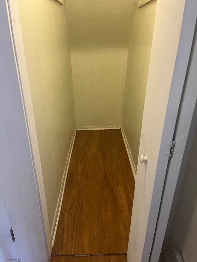 241 W 23rd St, Unit Second Floor