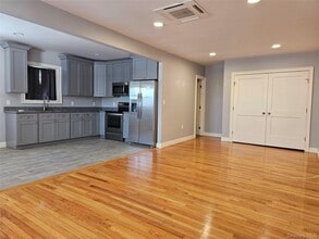 3 Shadylawn Pl in Montgomery, NY - Building Photo - Building Photo