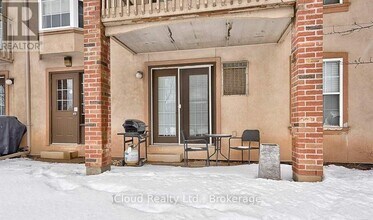 4005 Kilmer Dr in Burlington, ON - Building Photo - Building Photo