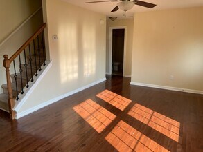 8031 Roxboro Rd in Norfolk, VA - Building Photo - Building Photo