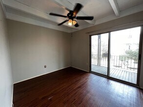 1008 S College Rd in Lafayette, LA - Building Photo - Building Photo