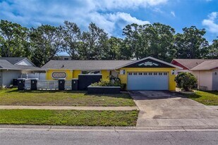 2359 Moore Haven Dr E, Unit 326 in Clearwater, FL - Building Photo