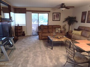 10055 E Mountainview Lake Dr in Scottsdale, AZ - Building Photo - Building Photo