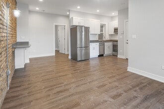 6037 N Winthrop Ave in Chicago, IL - Building Photo - Building Photo