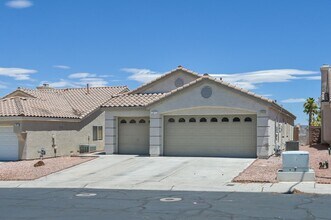 3408 Outlook Point St in North Las Vegas, NV - Building Photo - Building Photo
