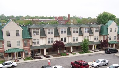 Genesis Square Townhouses in Philadelphia, PA - Building Photo - Building Photo