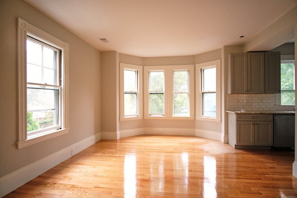 14 Bigelow St in Cambridge, MA - Building Photo