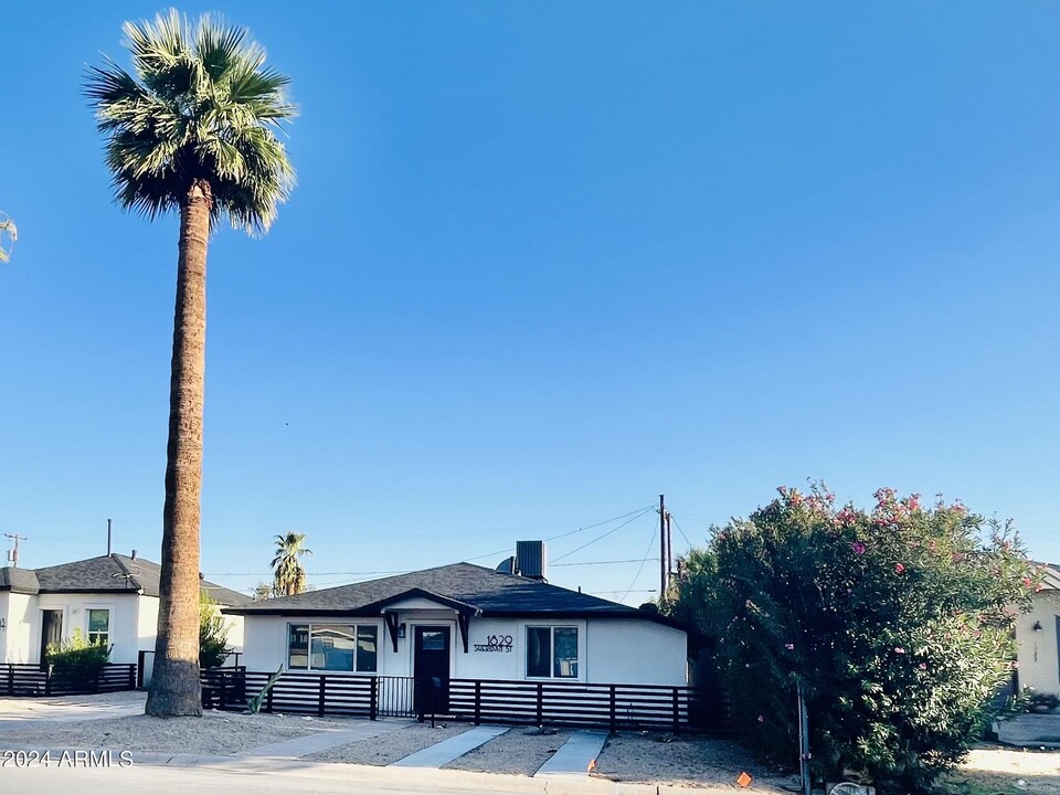 1829 E Sheridan St in Phoenix, AZ - Foto de edificio