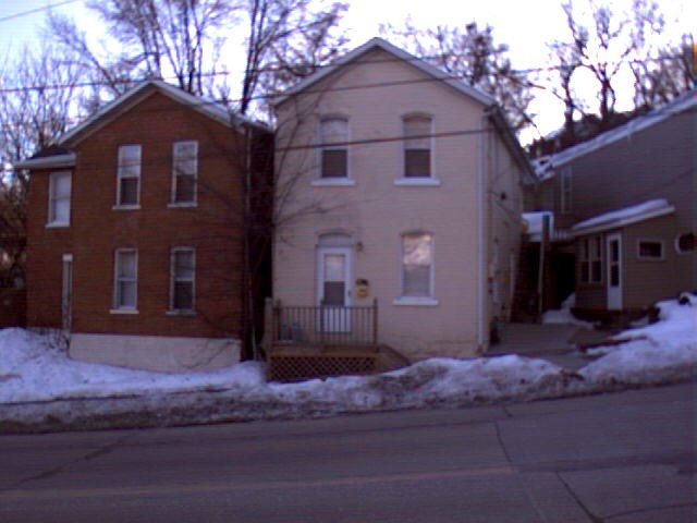 598 University Ave in Dubuque, IA - Building Photo - Building Photo