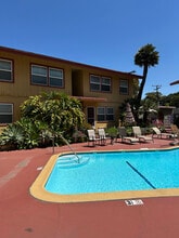 846 Empire Ave in Ventura, CA - Building Photo - Building Photo