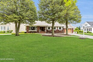 208 Trenton Blvd in Sea Girt, NJ - Building Photo