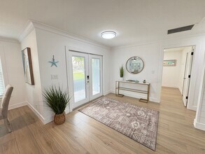 5368 Colonade Ct in Cape Coral, FL - Building Photo - Building Photo