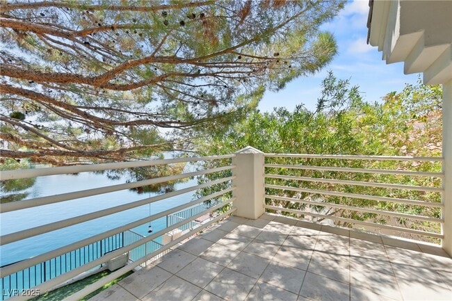 property at 3004 Sun Lake Dr