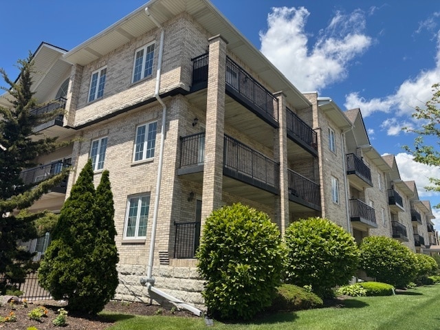 9400 S 79th Ave in Hickory Hills, IL - Building Photo - Building Photo
