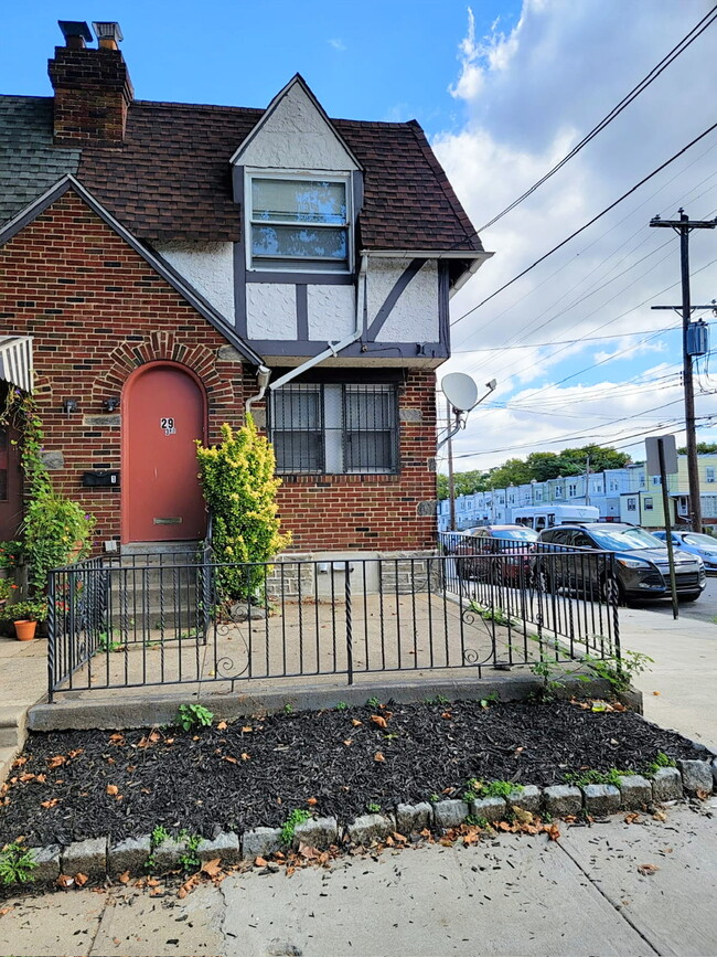 29 Springton Rd, Unit 3