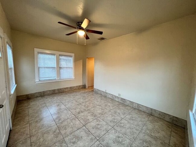 221 N Cherry Ave in Tucson, AZ - Building Photo - Building Photo