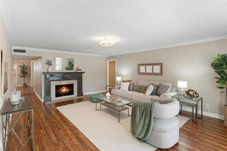 15923 Preston Rd in Dallas, TX - Building Photo - Building Photo