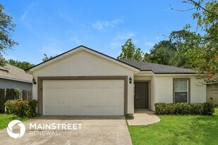 9598 Watershed Dr E in Jacksonville, FL - Building Photo
