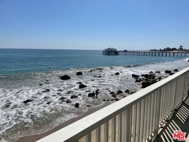 property at 22860 Pacific Coast Hwy
