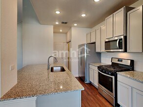 2713 Brogan Crk in Canyon Lake, TX - Building Photo - Building Photo