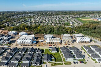 Aerie Blue Sage in Elkhorn, NE - Building Photo - Building Photo