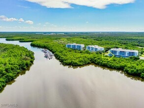 100 Stevens Landing Dr in Marco Island, FL - Building Photo - Building Photo