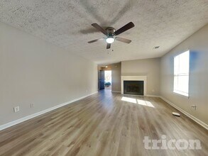 1681 Riverchase Cir NE in Conyers, GA - Foto de edificio - Building Photo